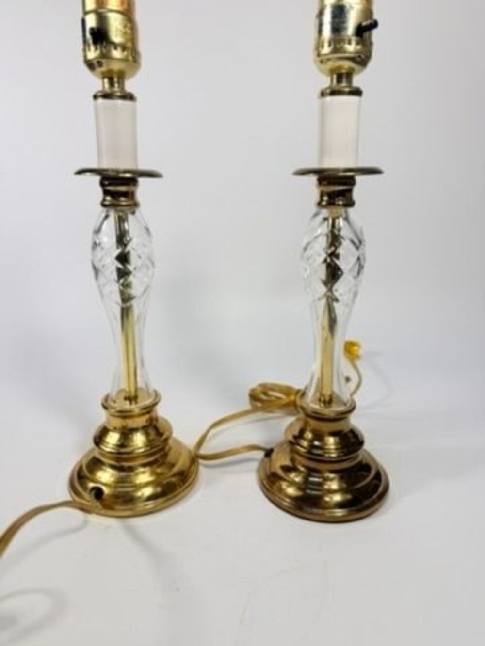 Pair Candlestick Lamps Boudoir Table Buffet Cut Crystal Brass Vintage Traditiona - Picture 13 of 16